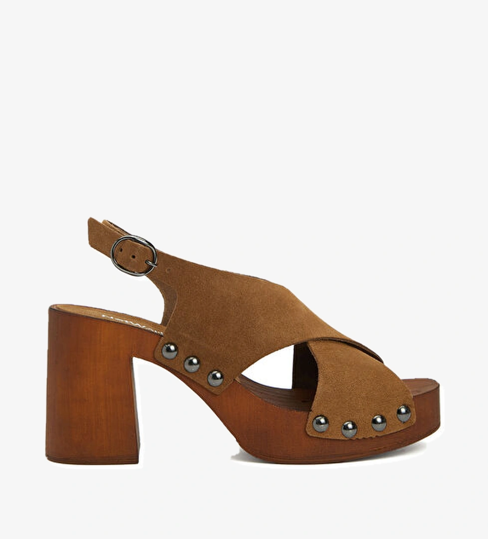 Network Kahverengi Kadın Süet Sandalet model görseli