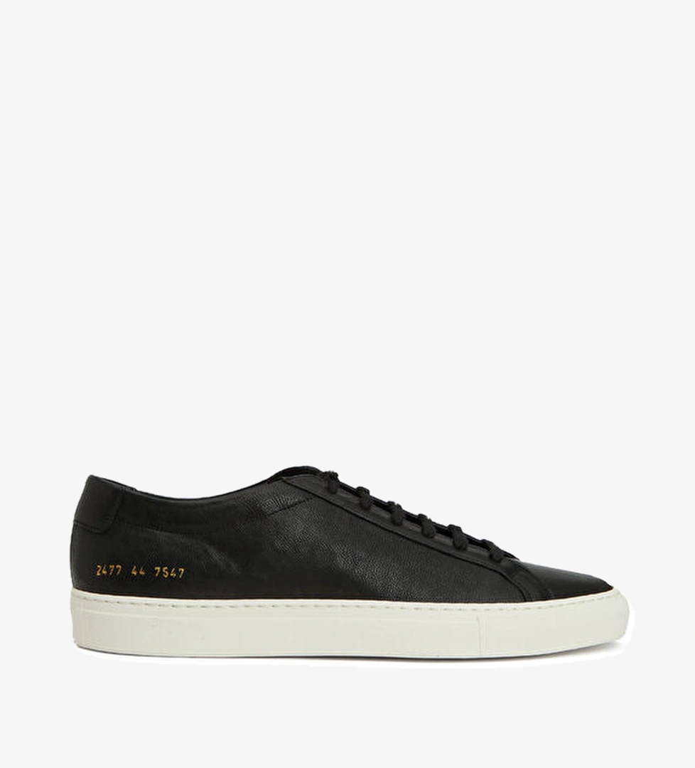 Common Projects Siyah Erkek Deri Sneaker model görseli