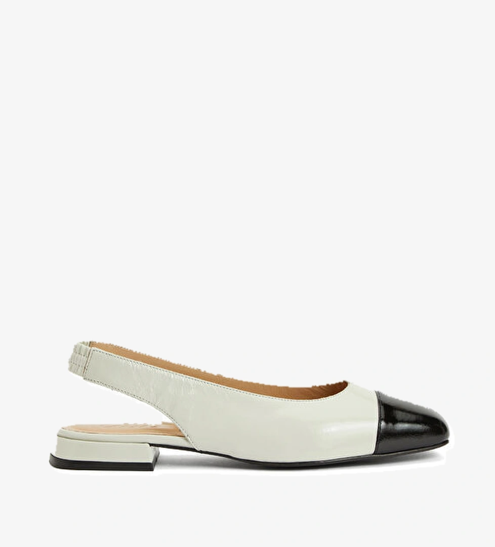 Beymen Club Ekru Siyah Deri Babet model görseli