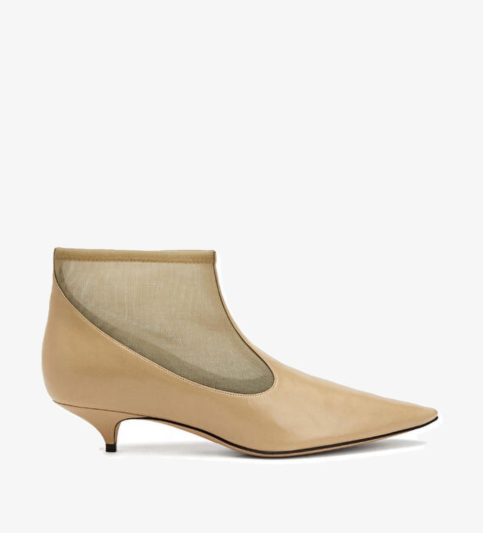 Bej Kadın Bot - Görsel 1