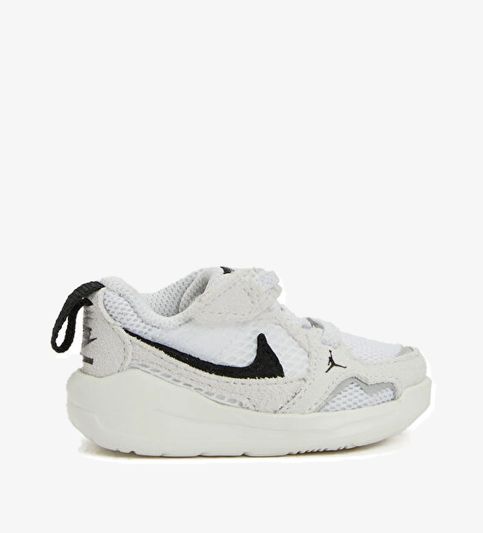 Nike Jordan Beyaz Erkek Çocuk Deri Sneaker model görseli