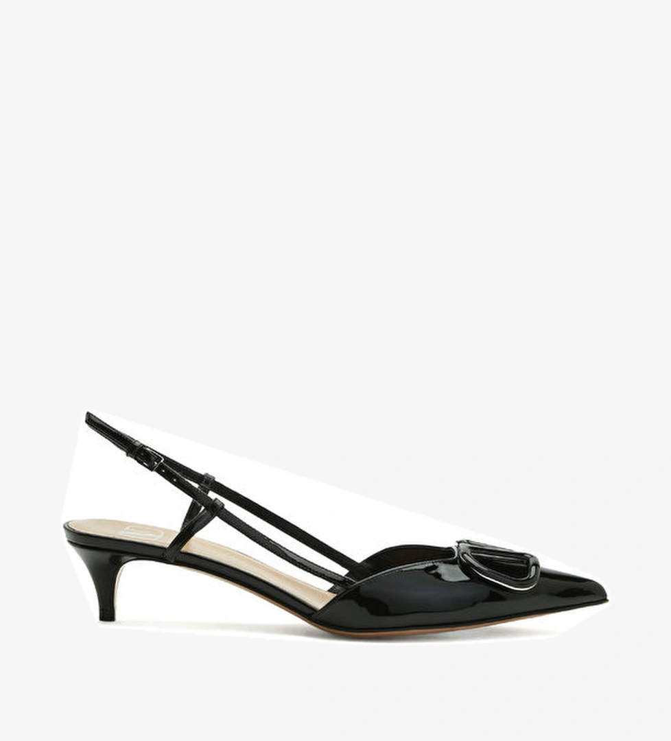 Valentino Garavani Signature Siyah Deri Topuklu Ayakkabı model görseli