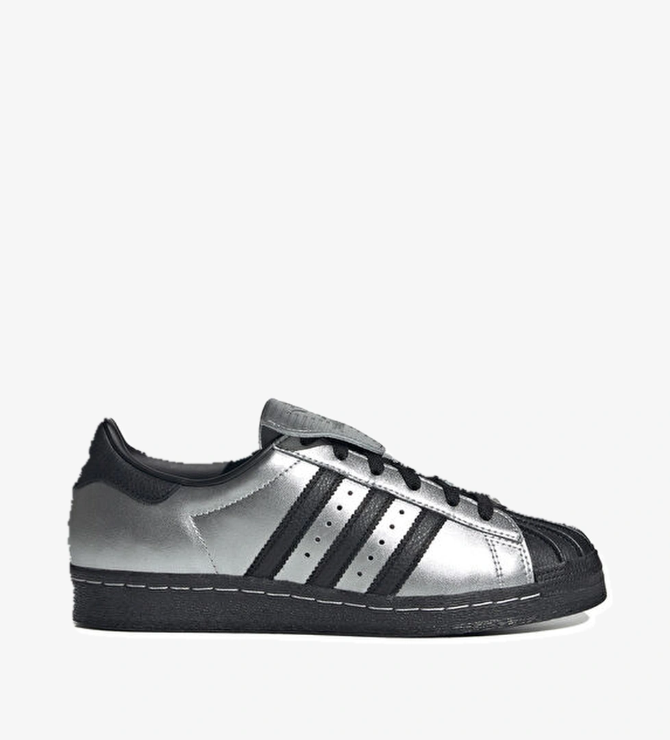 Adidas Superstar 82 Gri Siyah Kadın Sneaker model görseli