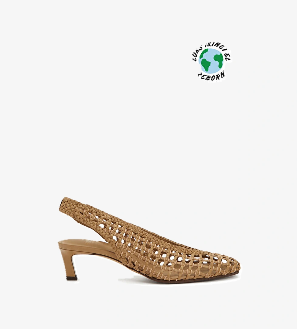 Beymen Reborn Fendi Topuklu Ayakkabı model görseli