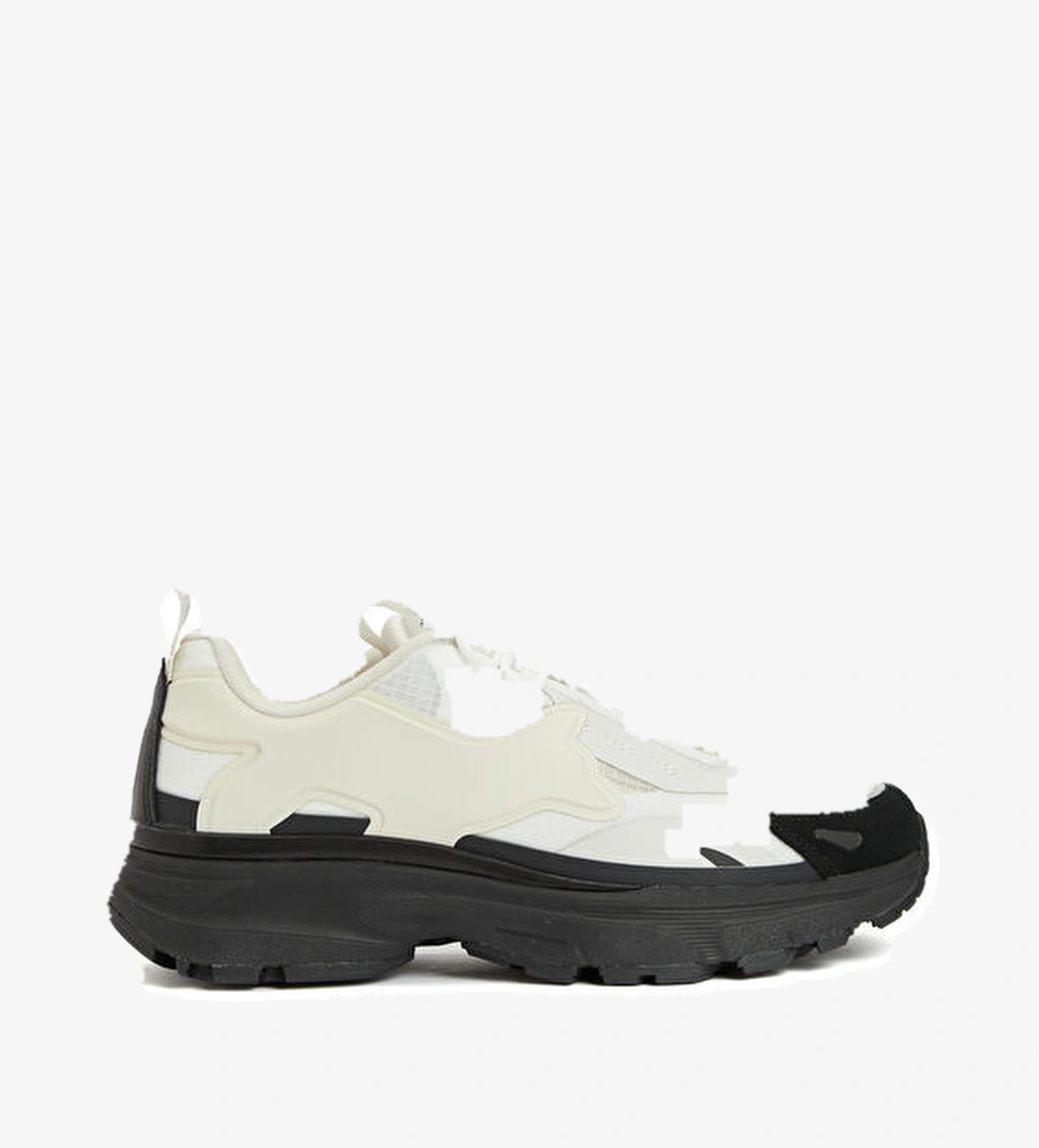 Maison Kitsune Siyah Beyaz Kadın Sneaker model görseli