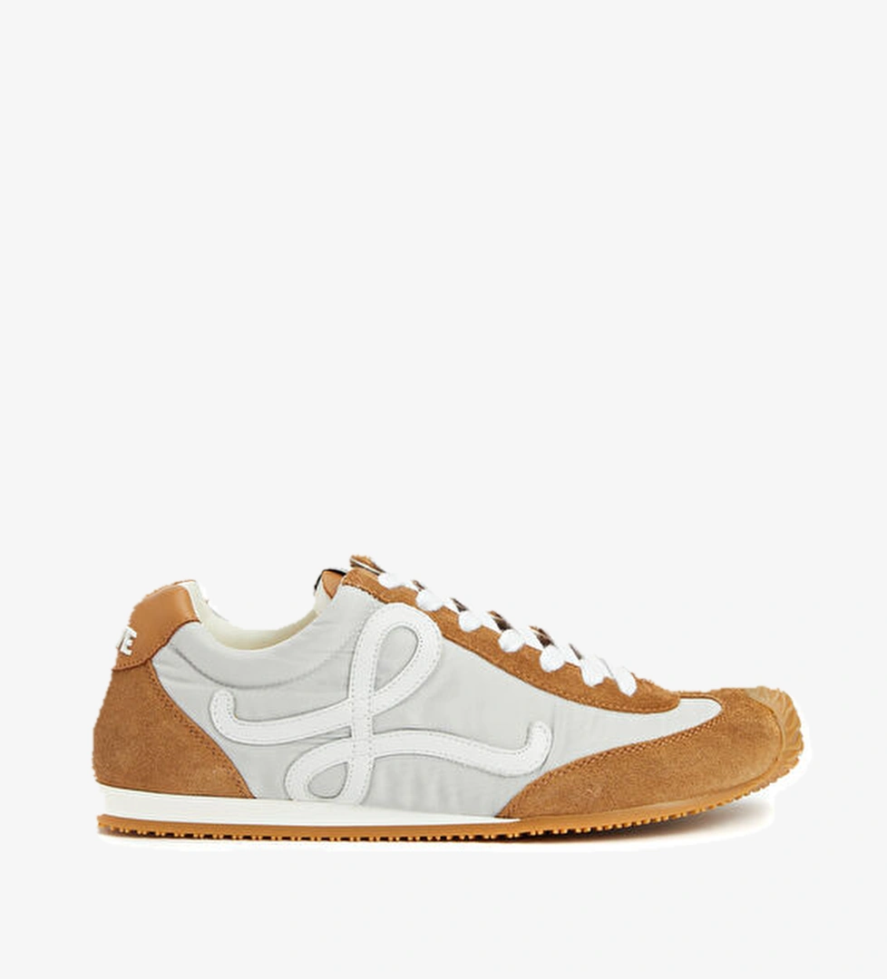 Loewe Ballet Runner Taba Gri Kadın Deri Sneaker model görseli