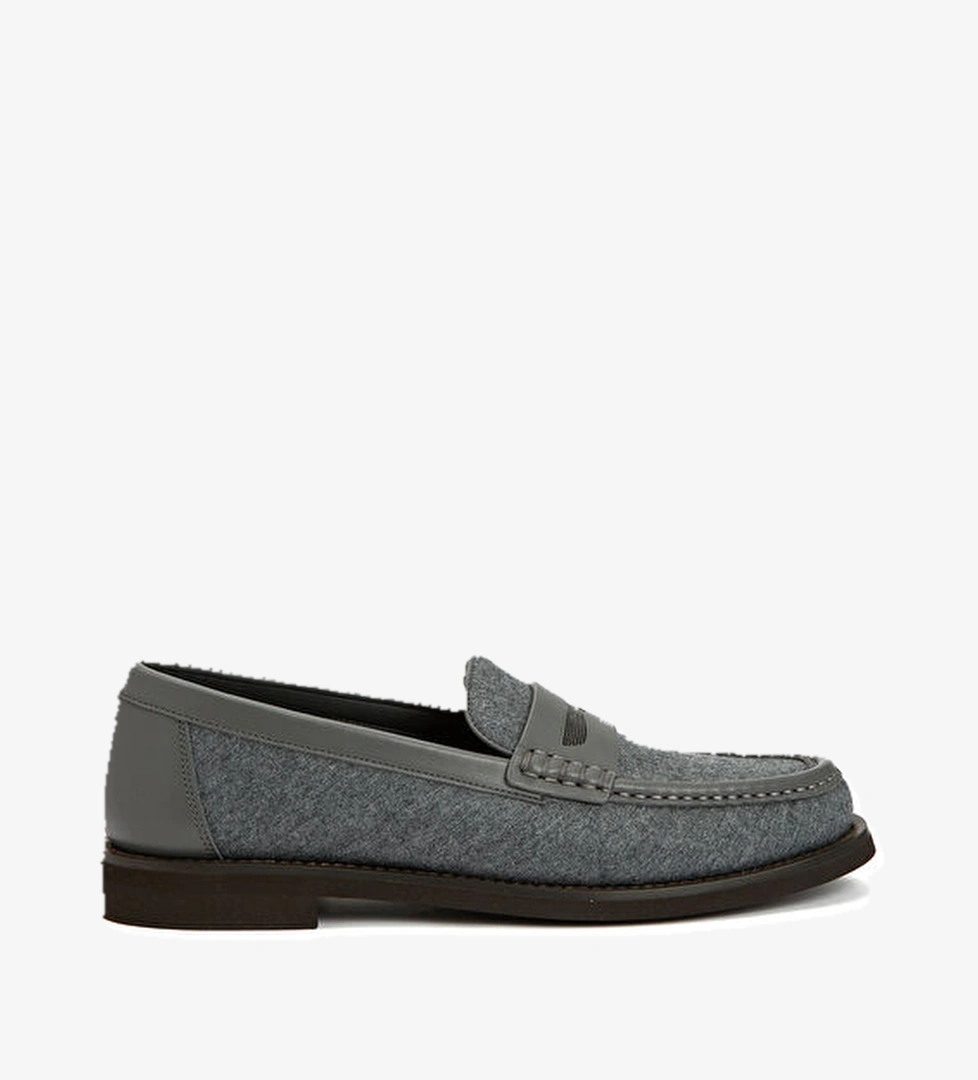 Brunello Cucinelli Gri Kadın Süet Loafer model görseli