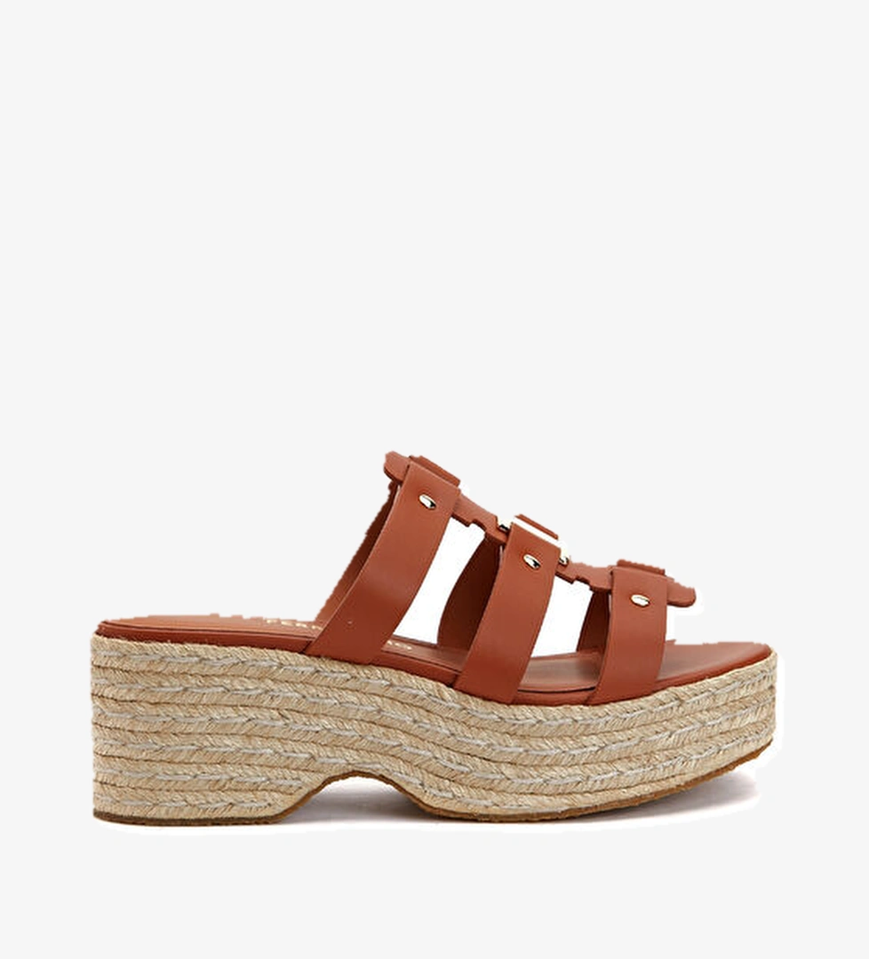 Konyak Logo Tokalı Kadın Deri Terlik - Görsel 1