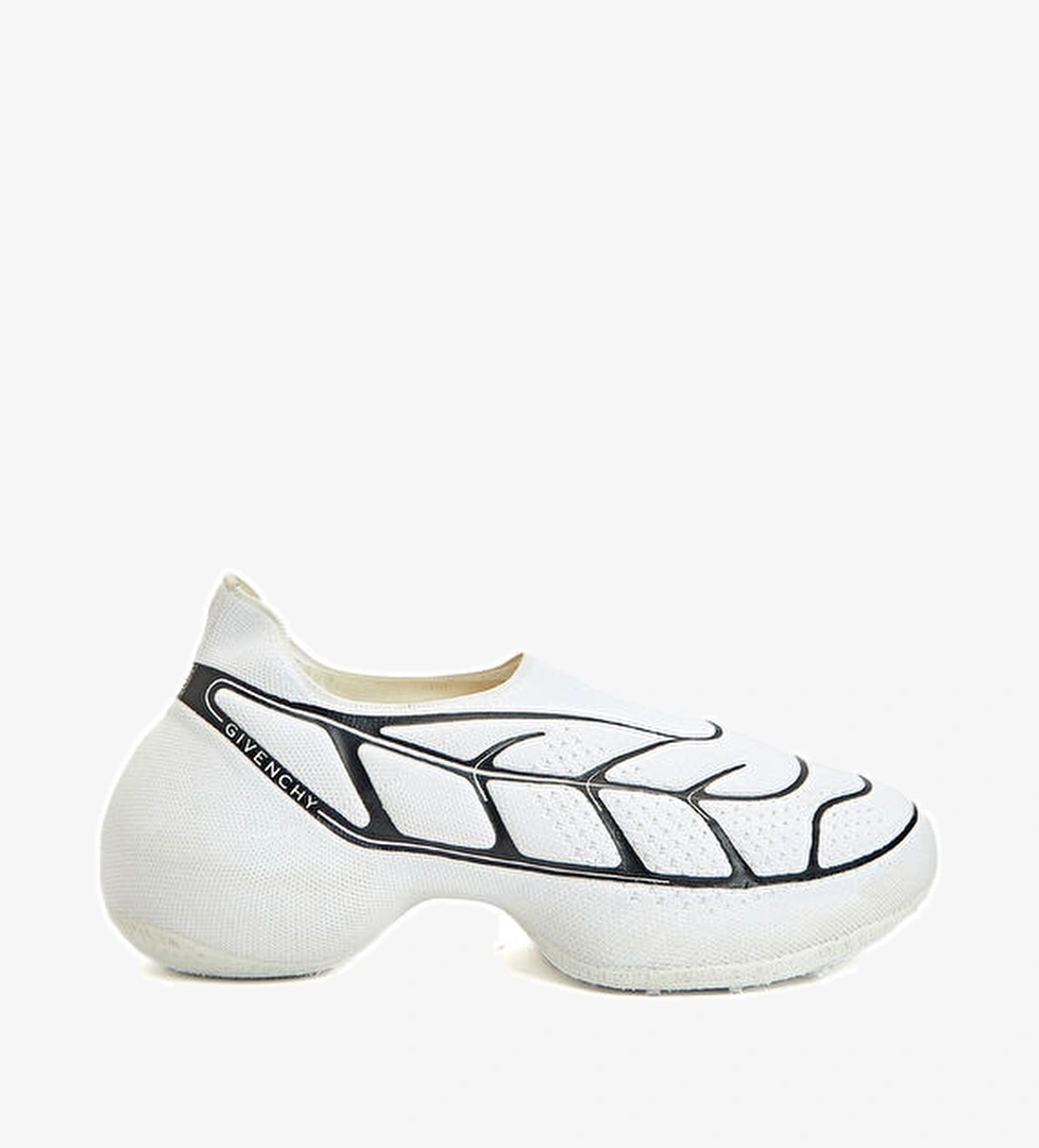 Beymen Reborn Givenchy Kadın Sneakers model görseli