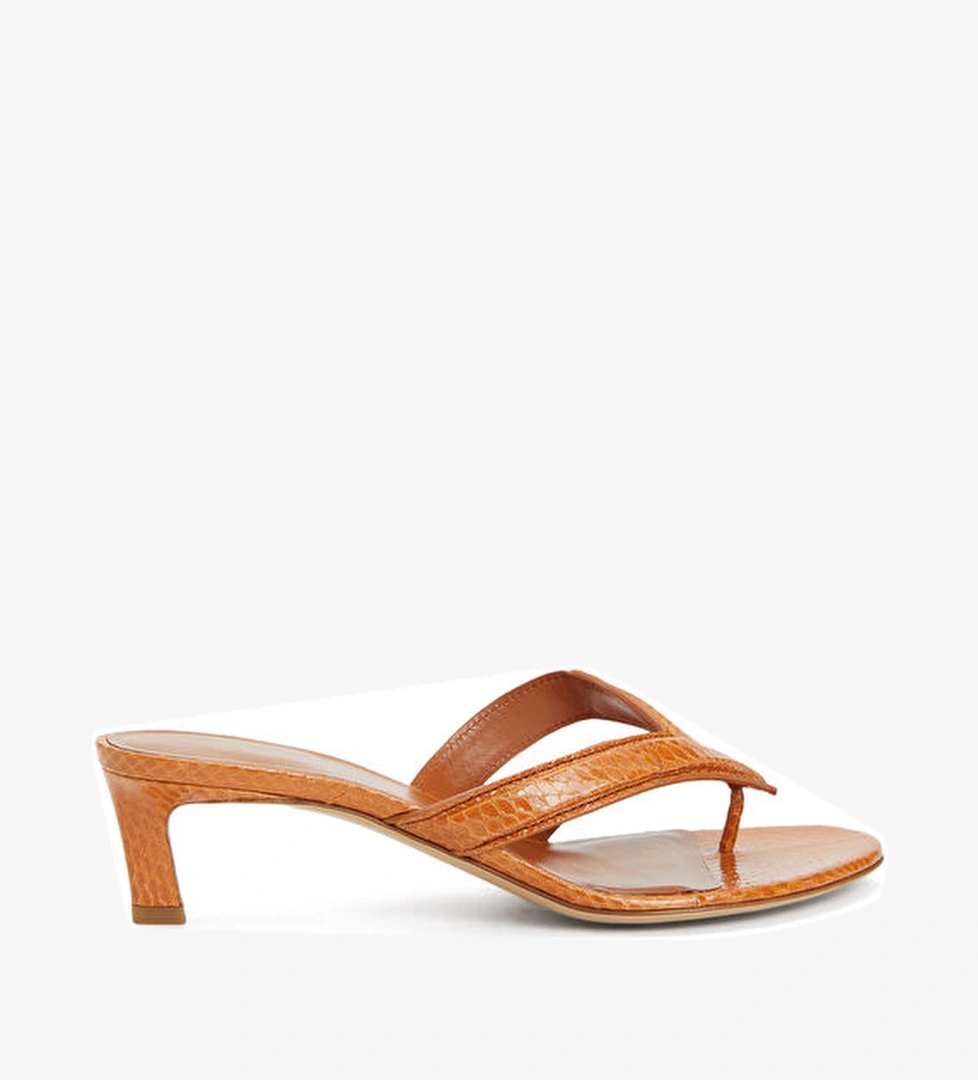 Fendi Taba Kadın Deri Terlik model görseli