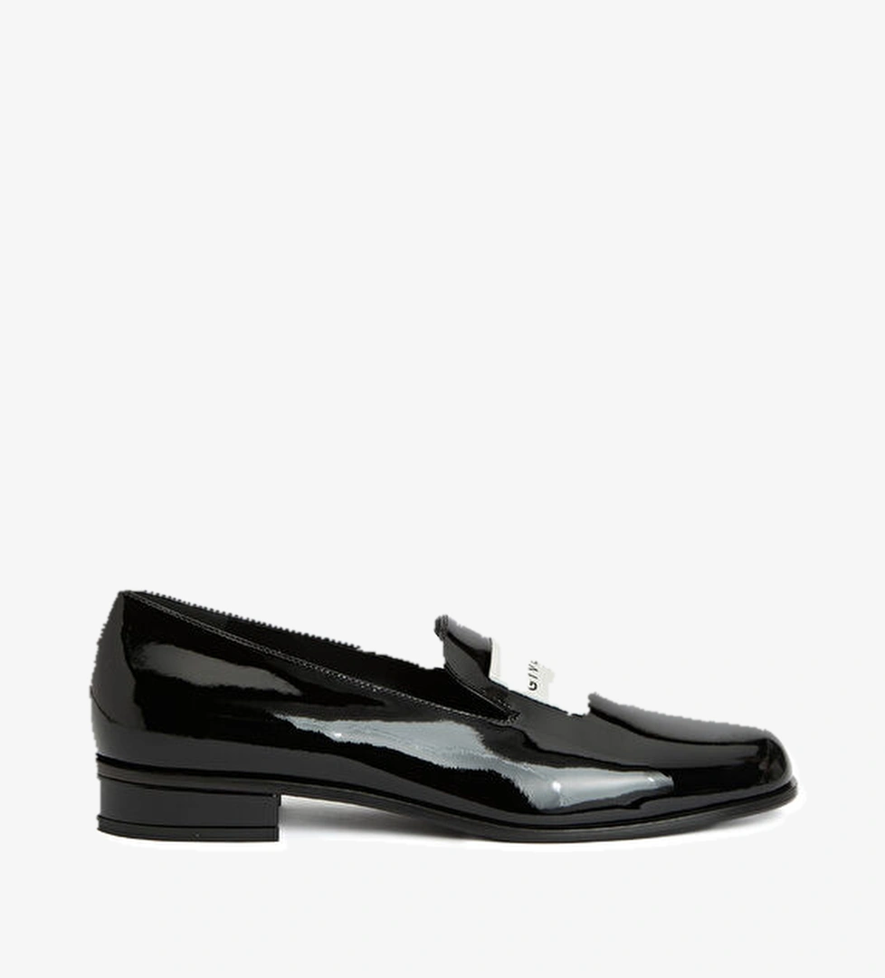 Givenchy Tux Siyah Kadın Deri Loafer model görseli