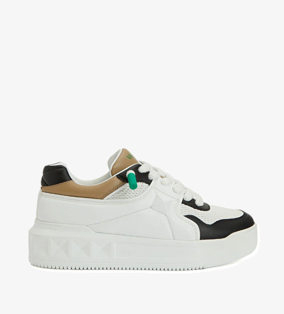 Beymen Reborn Valentino Garavani Erkek Sneakers model görseli