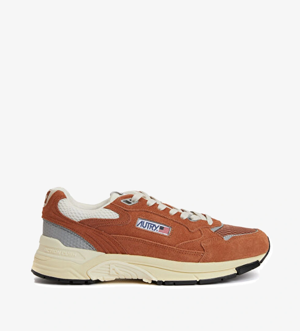 Autry Hyperway Turuncu Erkek Deri Sneaker model görseli