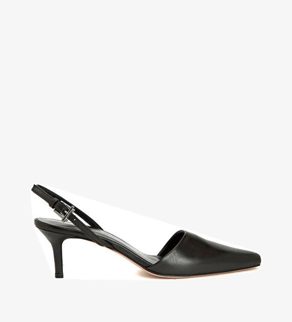 Beymen Collection Siyah Deri Topuklu Ayakkabı model görseli