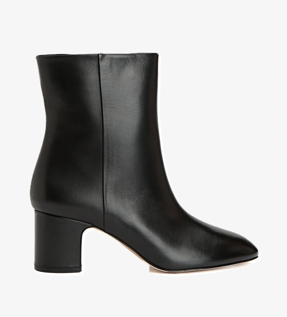 Beymen Club Siyah Kadın Deri Bot model görseli