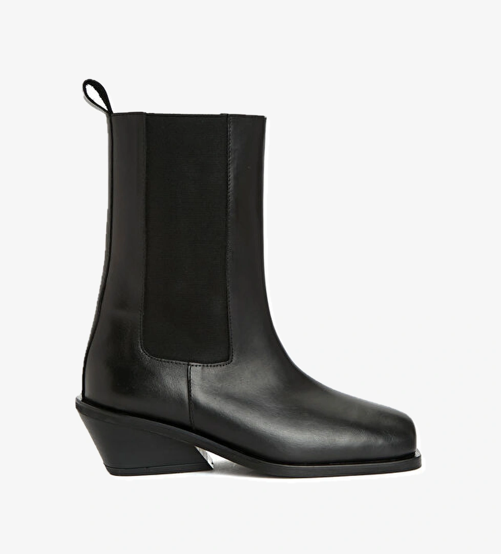 Academia Siyah Kadın Deri Western Bot model görseli