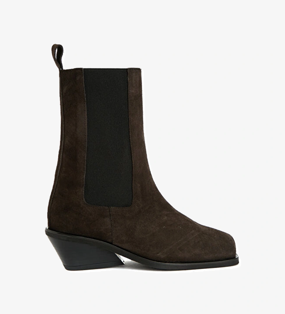 Academia Kahverengi Kadın Süet Western Bot model görseli