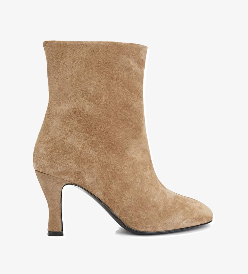 Academia Tütün Kadın Süet Bot model görseli