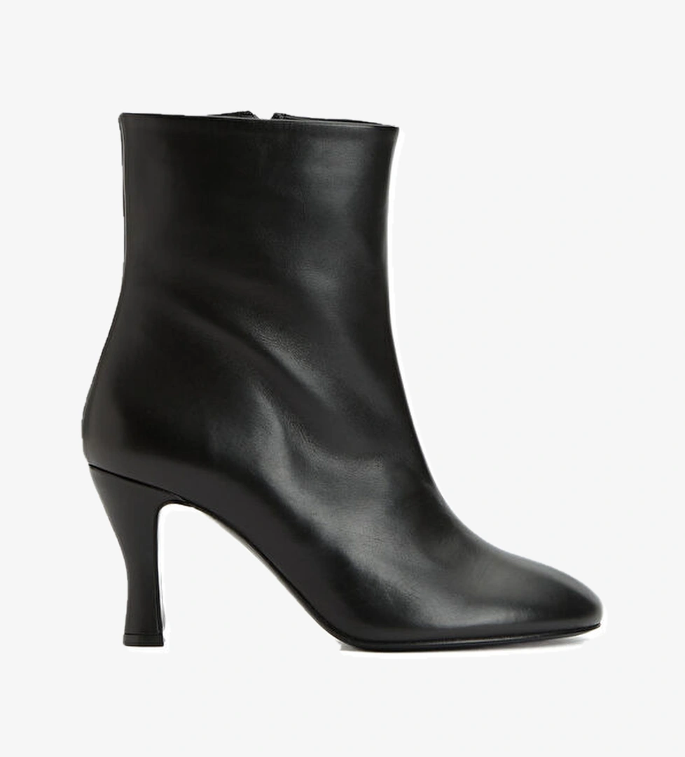 Academia Siyah Kadın Deri Bot model görseli