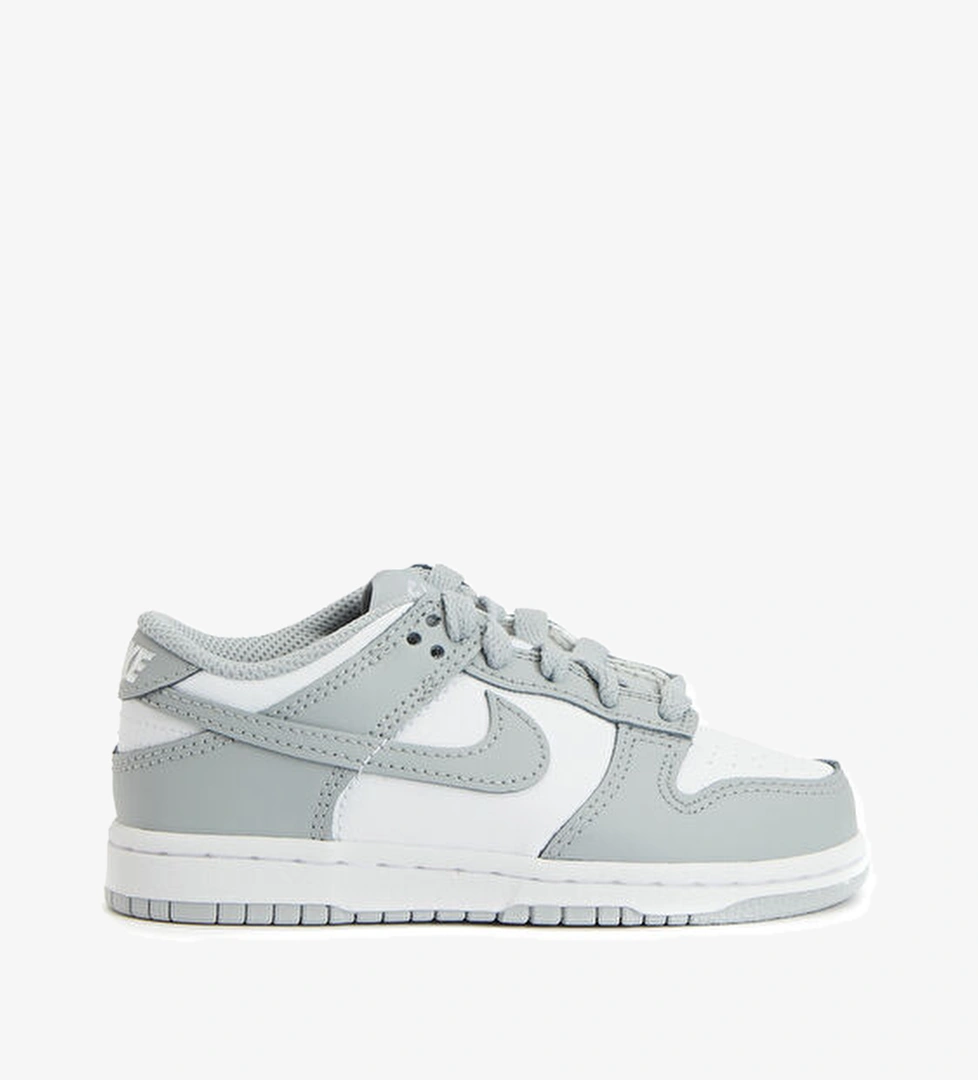 Nike Dunk Low Beyaz Unisex Çocuk Deri Sneaker model görseli