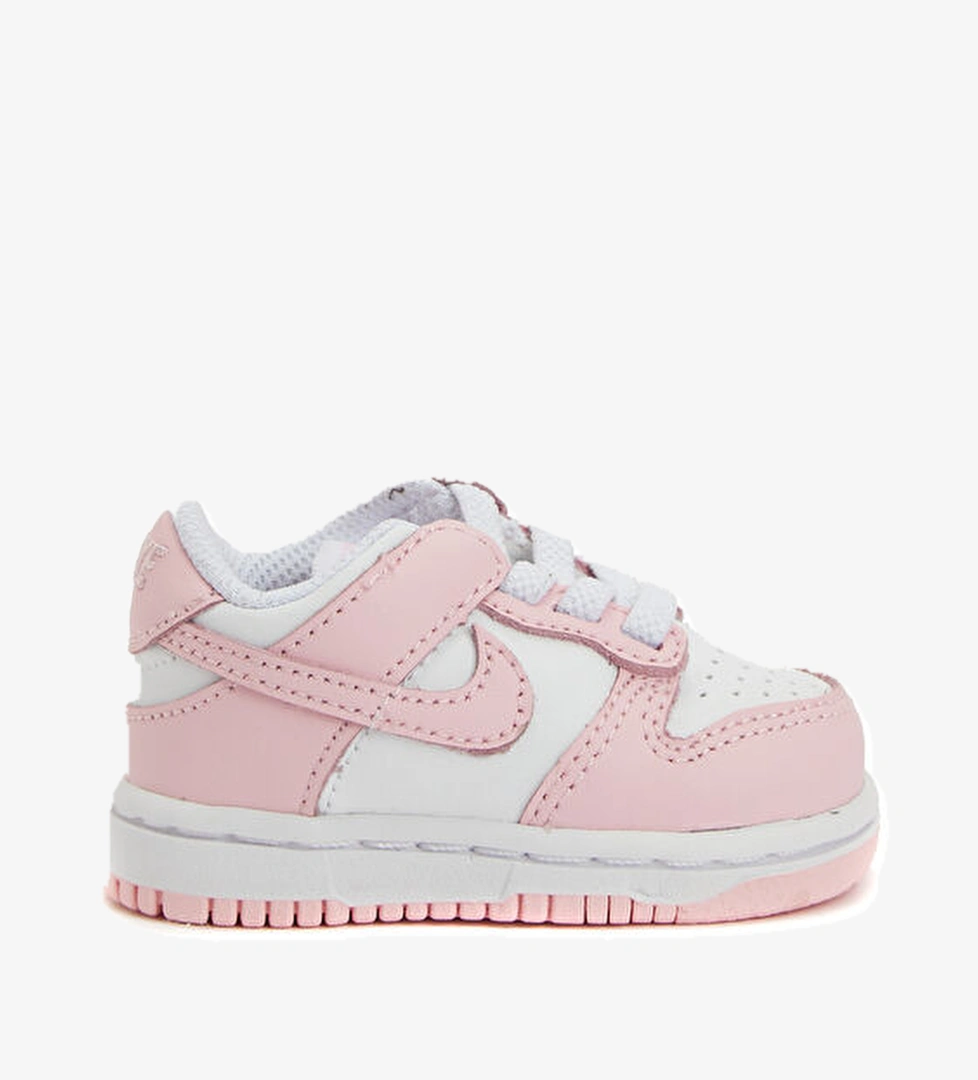 Nike Dunk Low Beyaz Unisex Çocuk Deri Sneaker model görseli
