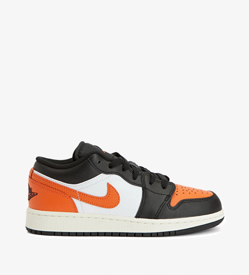 Nike Air Jordan 1 LOW Siyah Gri Çocuk Deri Sneaker model görseli