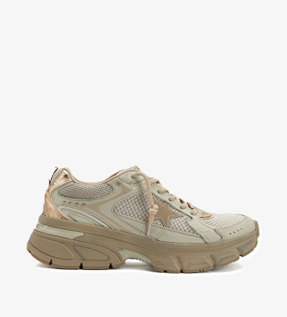 Golden Goose Bej Kadın Sneaker model görseli