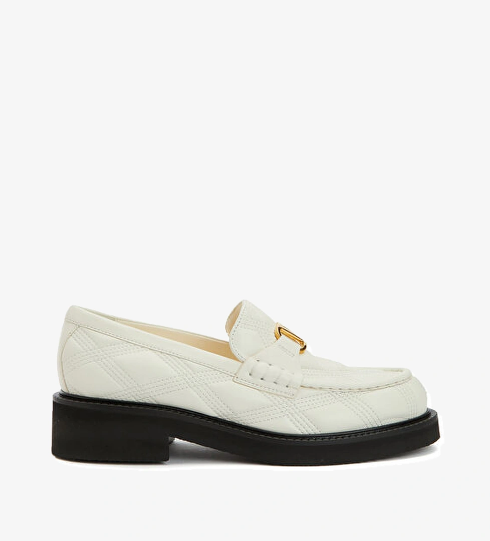 Valentino Garavani Quiltie 67 Ekru Kadın Deri Loafer model görseli