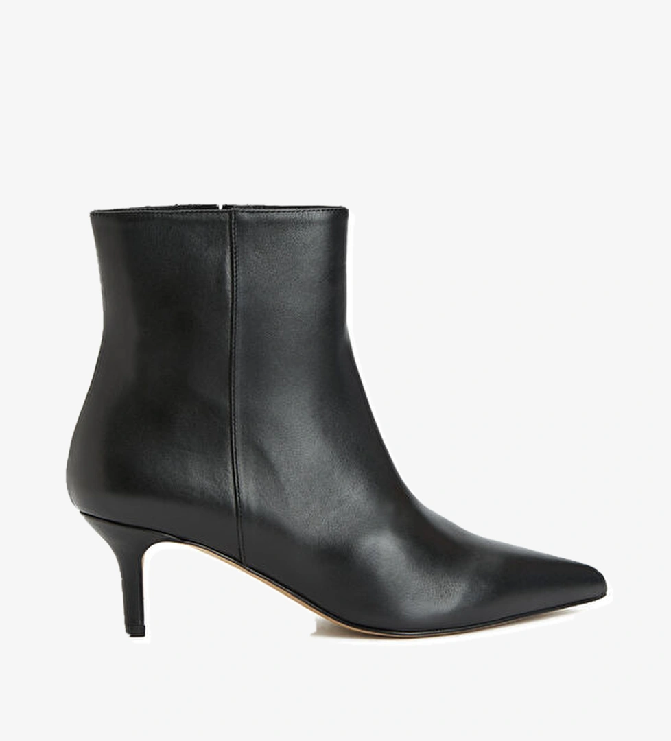 Beymen Club Siyah Kadın Deri Bot model görseli