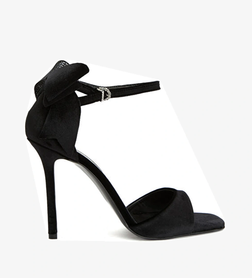 Beymen Club Siyah Fiyonk Detaylı Kadın Sandalet model görseli