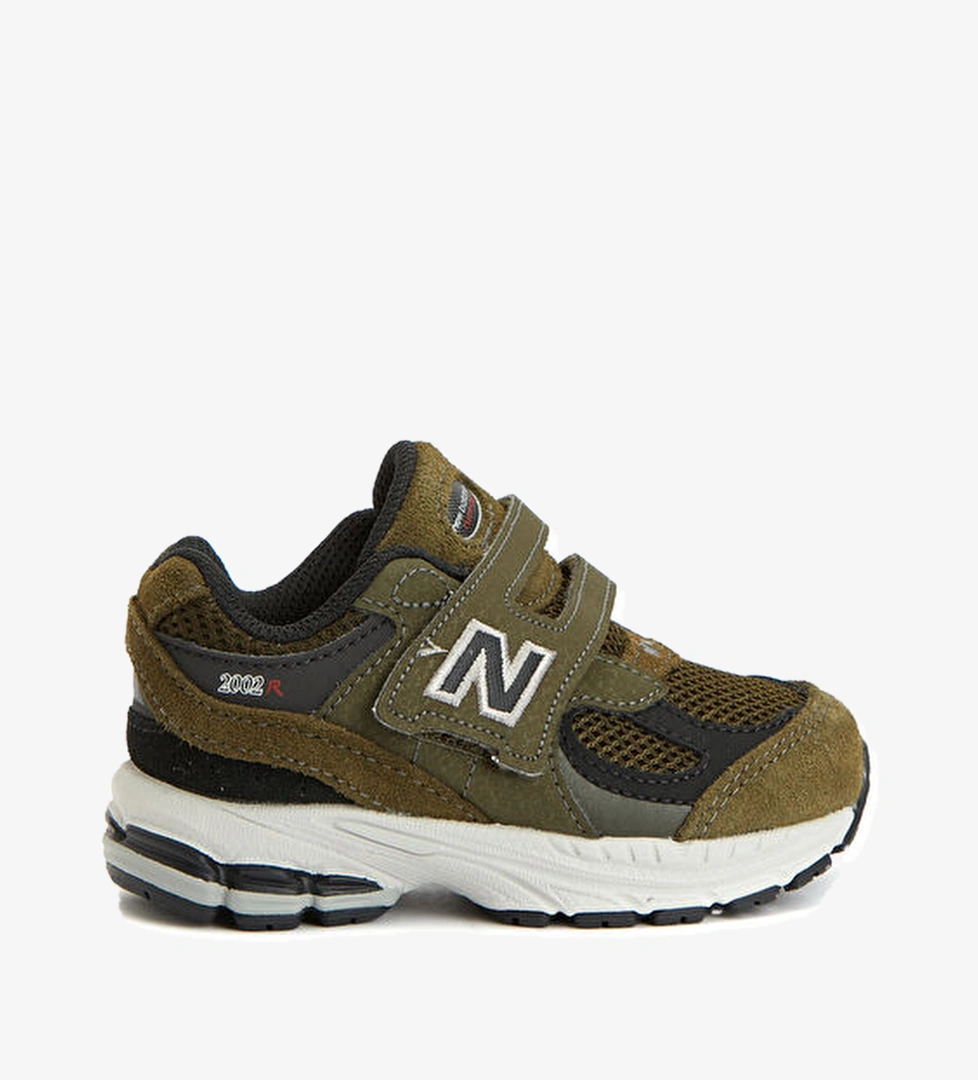 New Balance 2002 Çocuk Sneaker model görseli