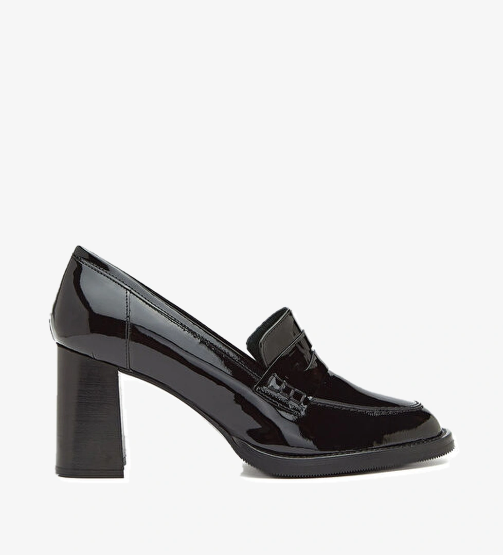 Siyah Kuşak Detaylı Kadın Deri Loafer - Görsel 1