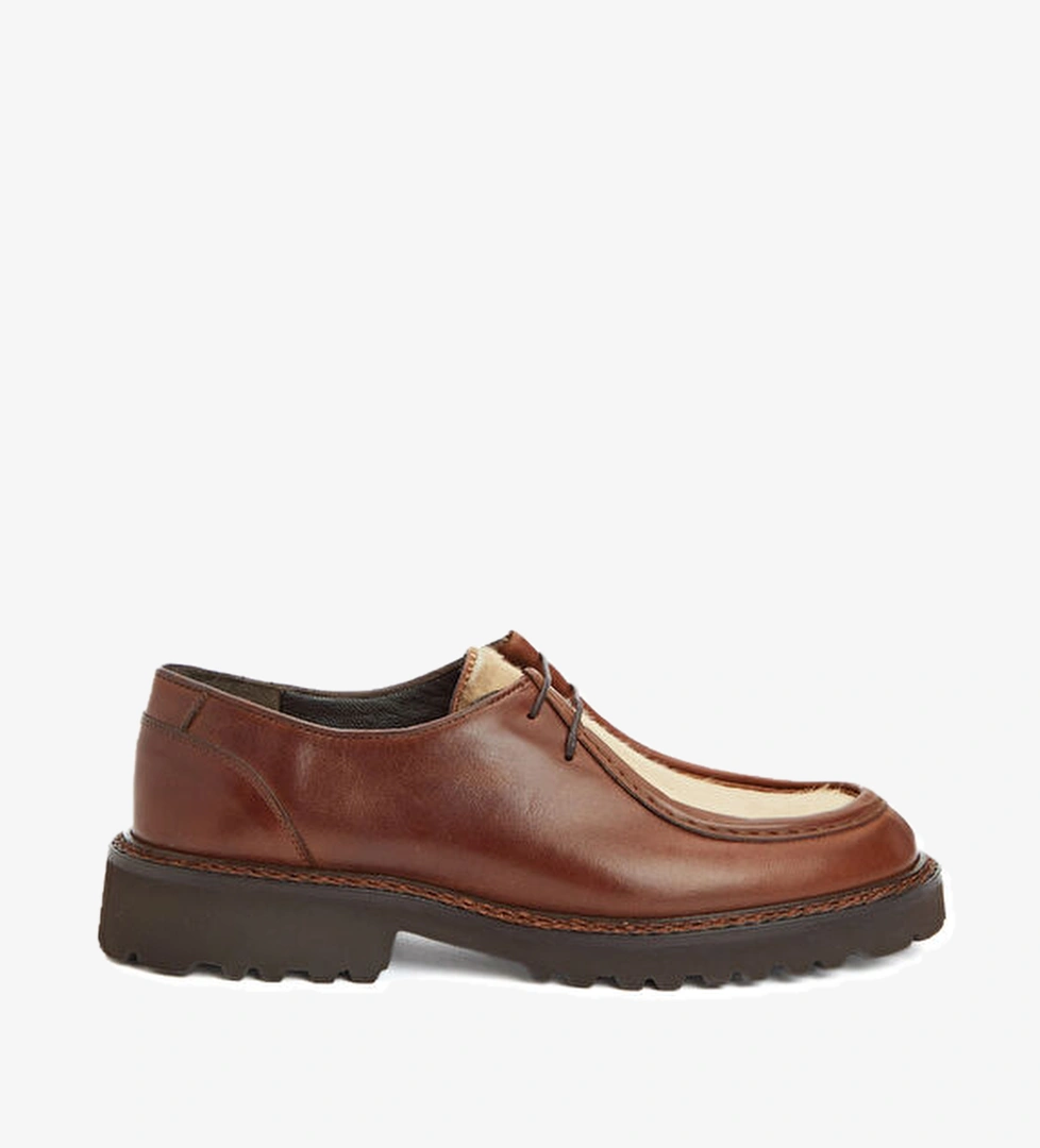 Divarese Taba Tay Tüyü Garnili Kadın Deri Ayakkabı model görseli