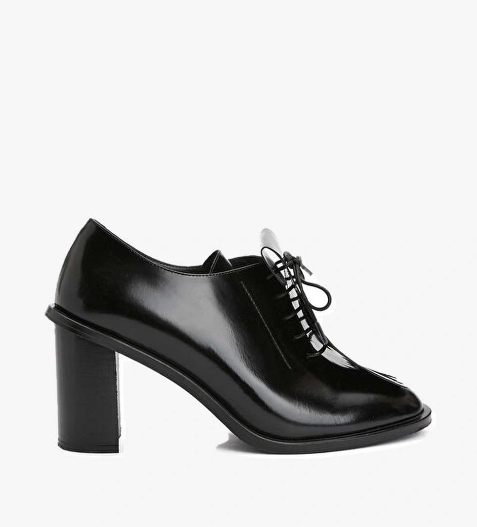 Network Siyah Kadın Rugan Deri Ayakkabı model görseli