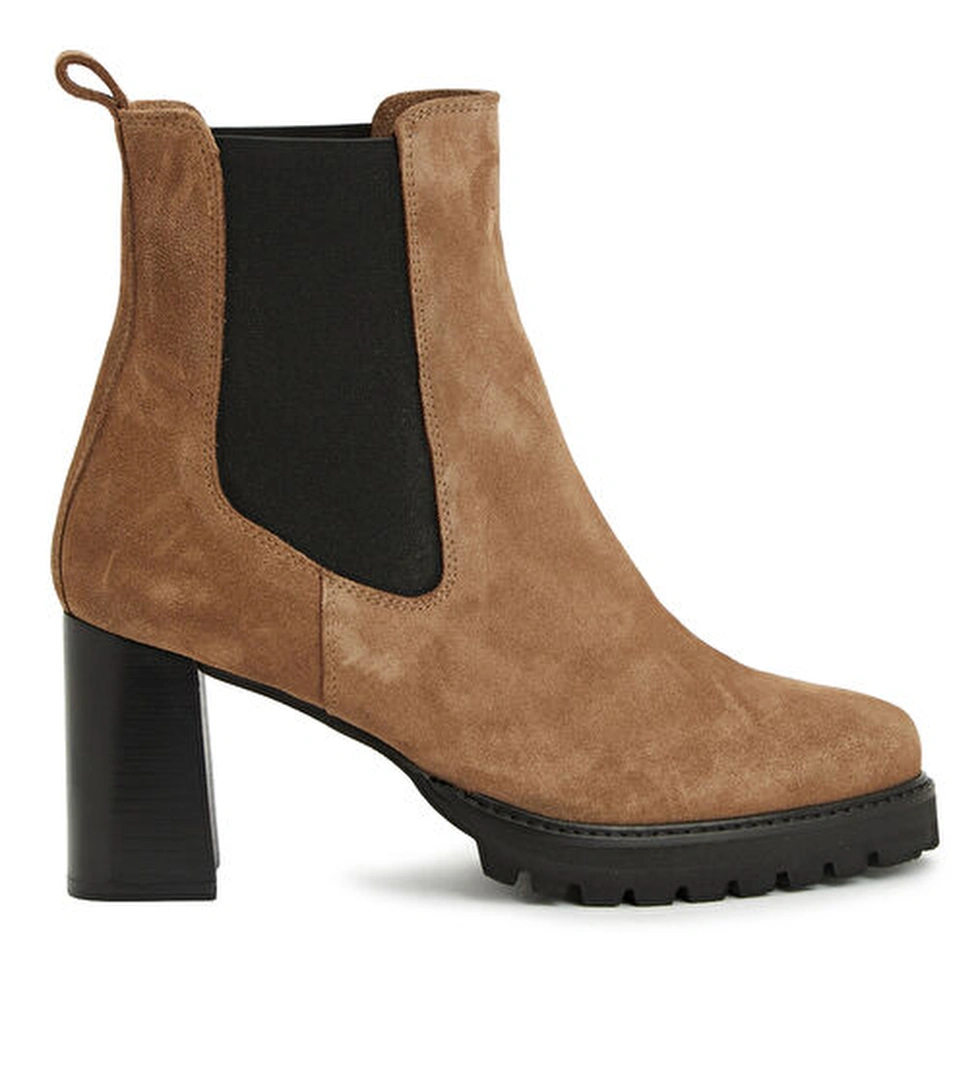 Divarese Kum Kadın Süet Bot model görseli