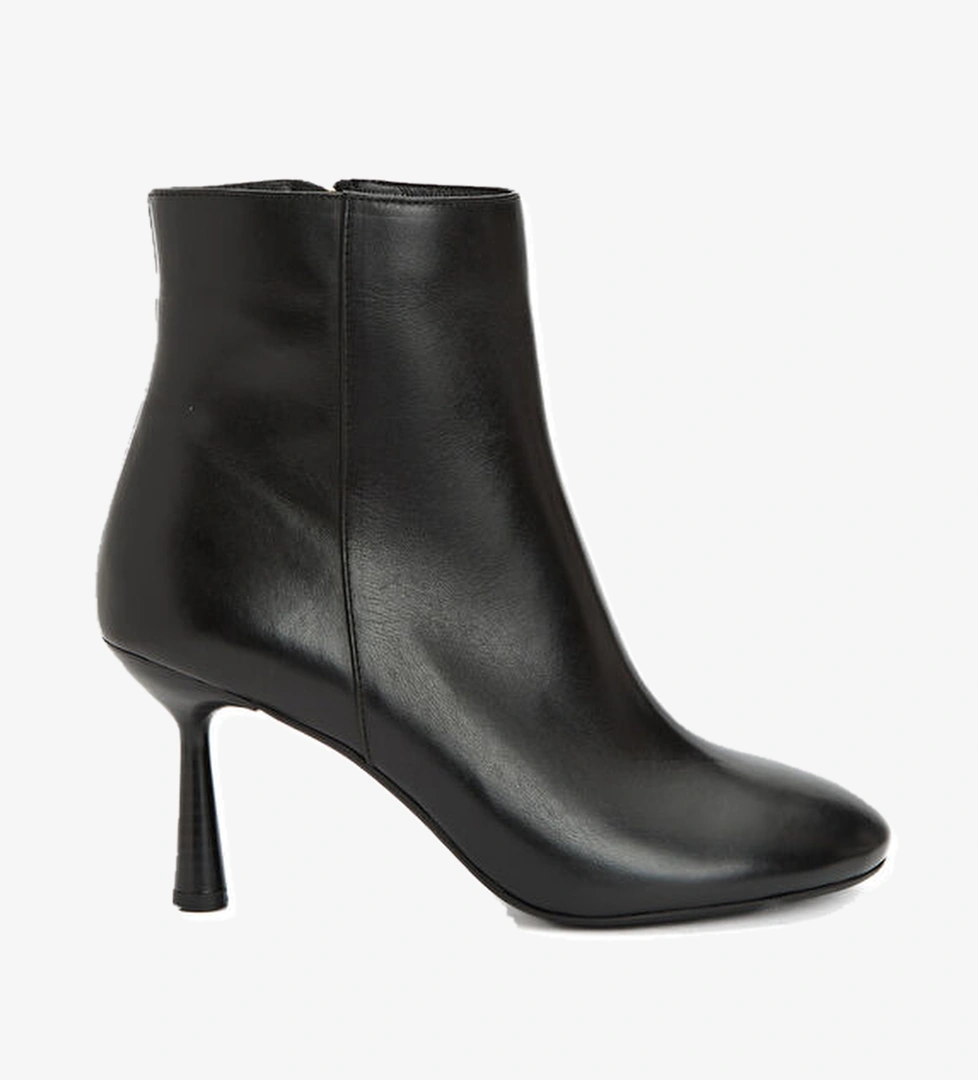 Divarese Siyah Kadın Deri Bot model görseli