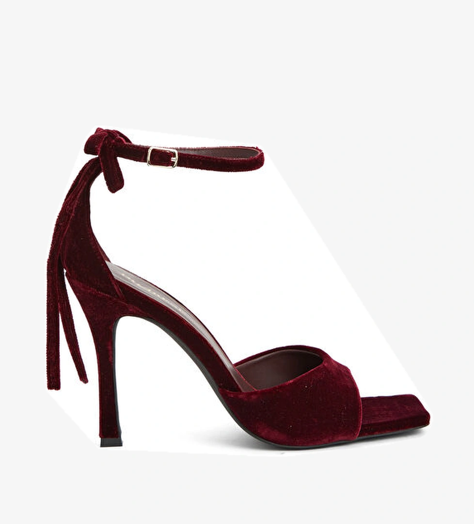 Divarese Bordo Bantlı Kadın Sandalet model görseli