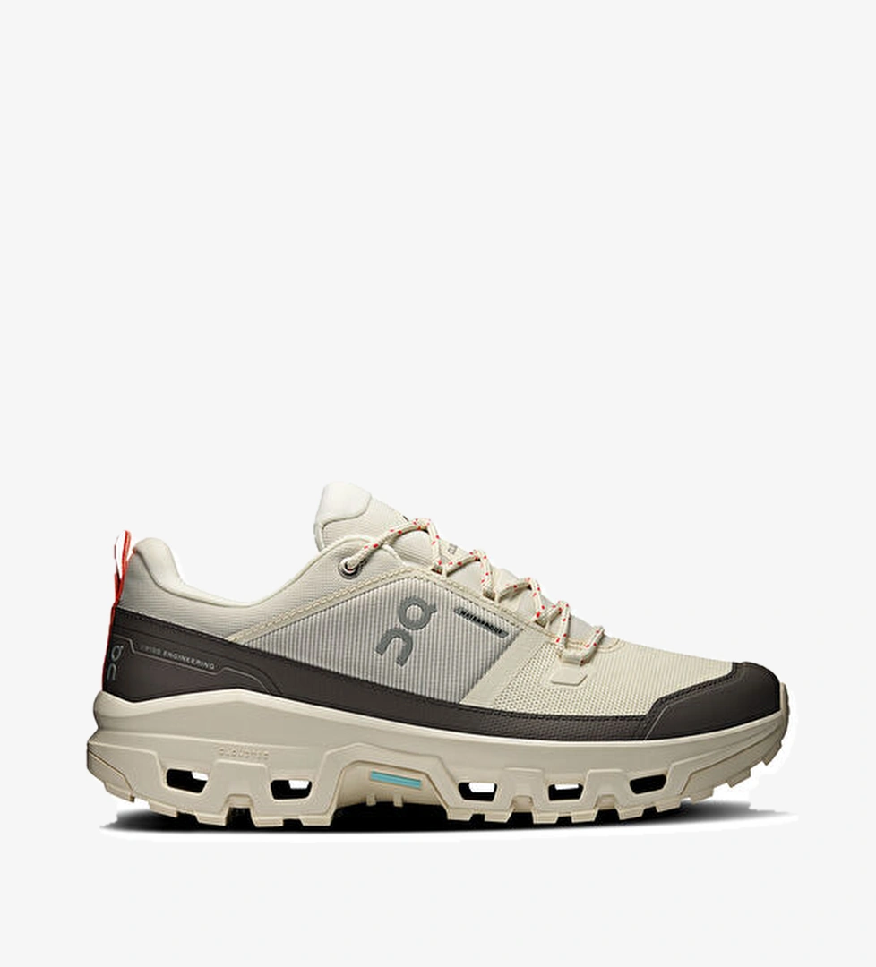 On Cloudrock Low Beyaz Erkek Sneaker model görseli