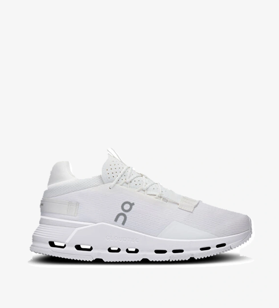 On Cloudnova 2 Beyaz Erkek Sneaker model görseli