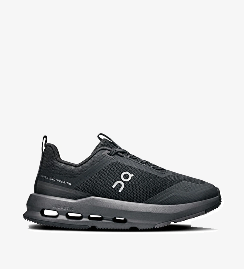 On Cloudnova Siyah Çocuk Sneaker model görseli