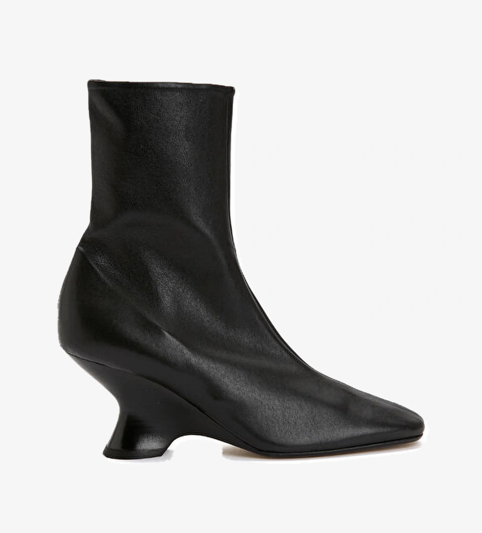 Dries Van Noten Siyah Kadın Bot model görseli