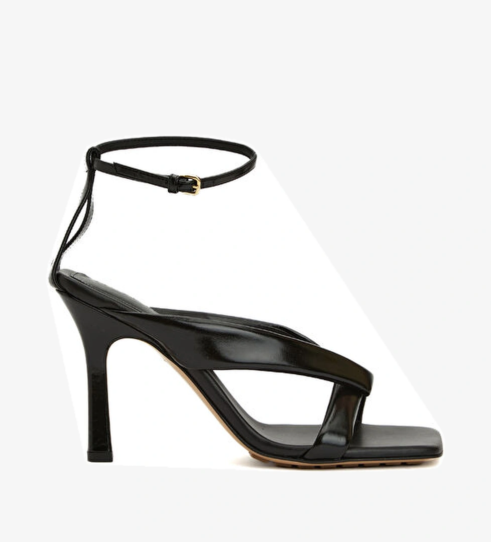 Bottega Veneta Riva Siyah Kadın Deri Sandalet model görseli