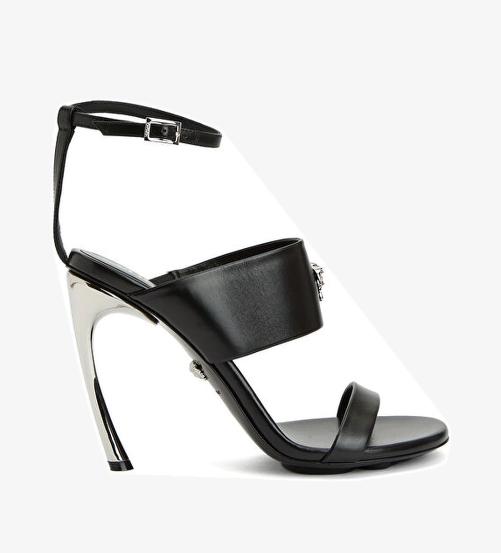 Siyah Medusa Tokalı Kadın Deri Sandalet - Görsel 1