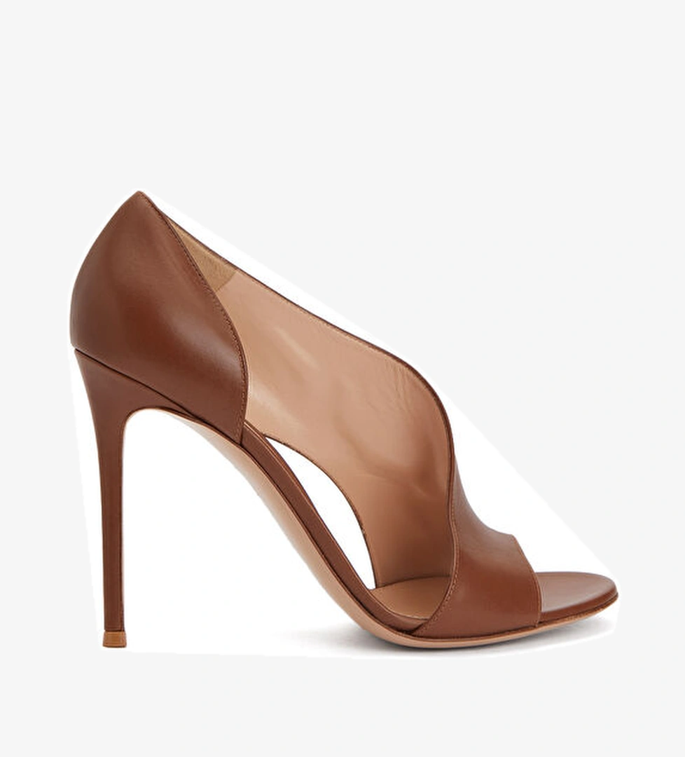 Beymen Reborn Gianvito Rossi Topuklu Ayakkabı model görseli