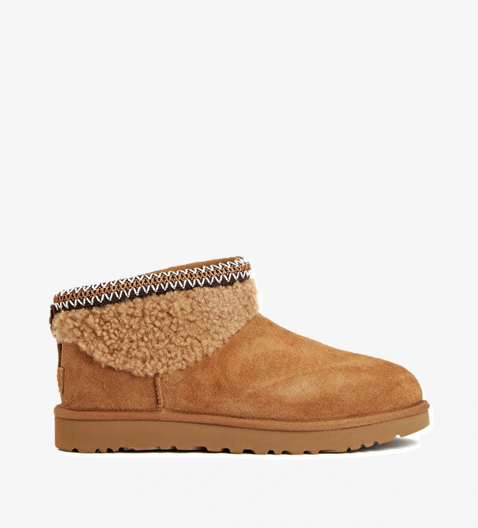 Ugg Classic Ultra Mini Maxi Curly Kadın Süet Bot model görseli