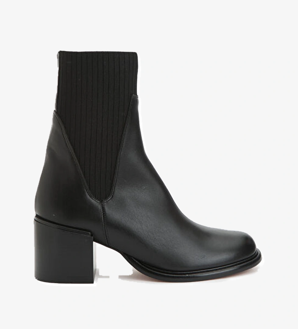 Flattered Quinn Siyah Kadın Deri Bot model görseli