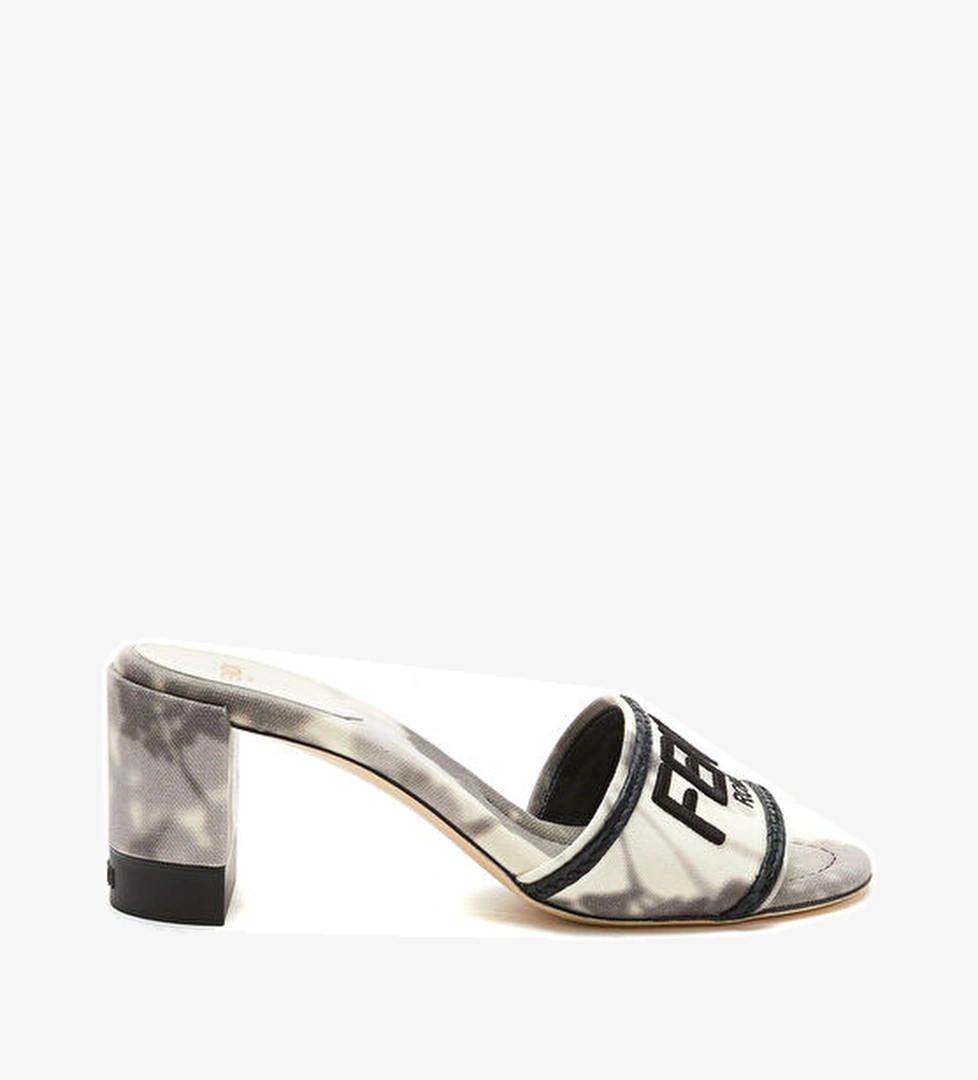 Beymen Reborn Fendi Topuklu Terlik model görseli