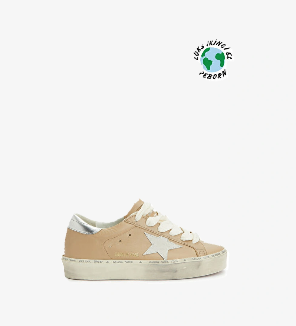 Beymen Reborn Golden Goose Kadın Sneakers model görseli