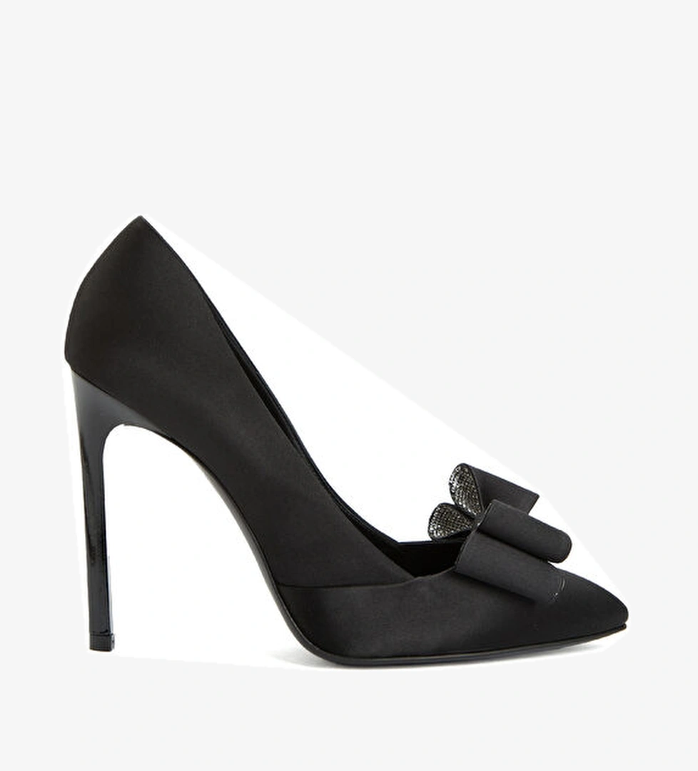 Fabi Siyah Fiyonklu Saten Topuklu Ayakkabı model görseli