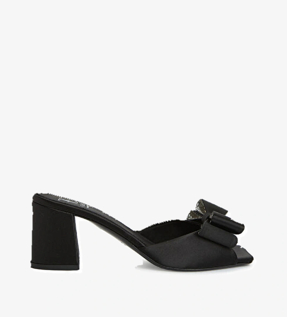 Siyah Kadın Saten Terlik - Görsel 1